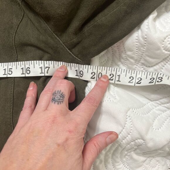 EILEEN FISHER Goat Suede Open Blazer
Jacket Green Large - Picture 14 of 16